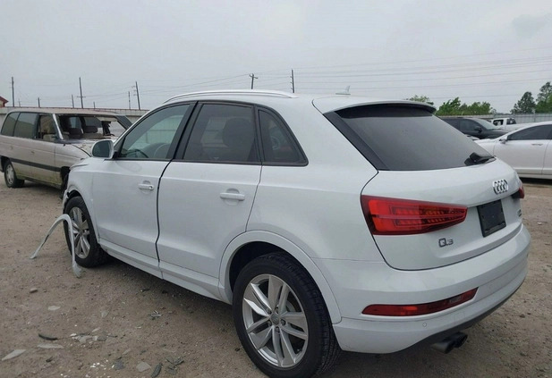 Audi Q3 cena 39100 przebieg: 112580, rok produkcji 2017 z Uniejów małe 29